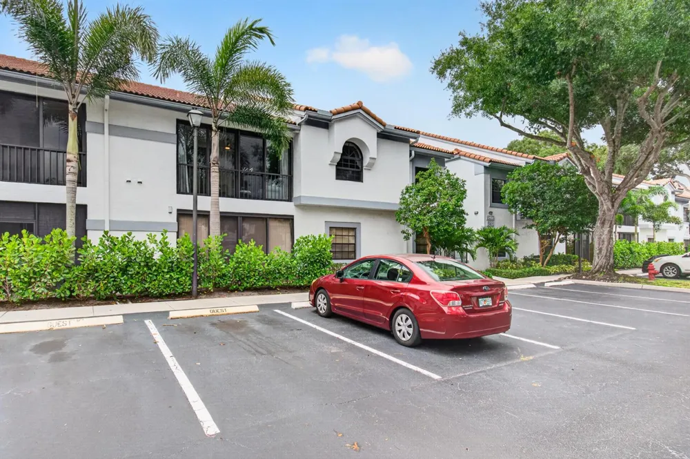 5450 Verona Drive #P Boynton Beach, FL 33437
