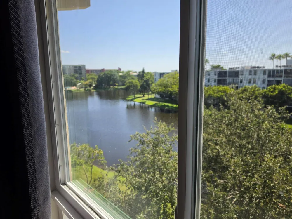 2106 S Cypress Bend Drive #510 Pompano Beach, FL 33069