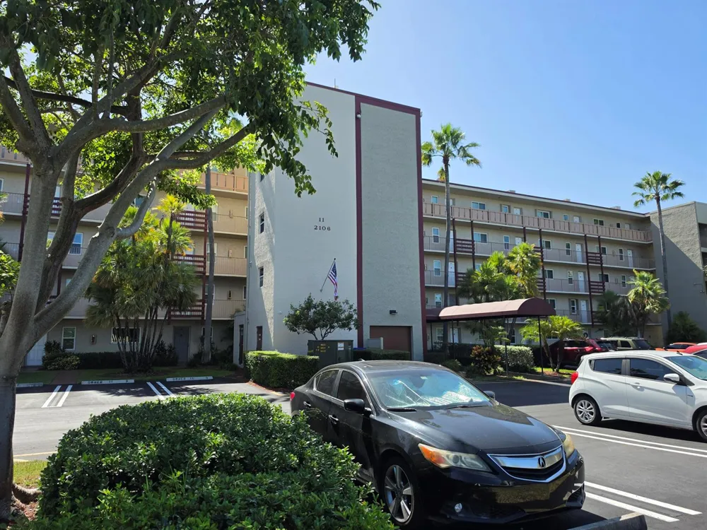 2106 S Cypress Bend Drive #510 Pompano Beach, FL 33069