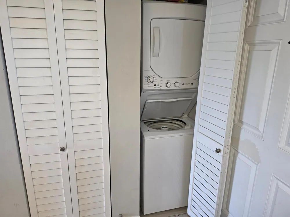 2106 S Cypress Bend Drive #510 Pompano Beach, FL 33069