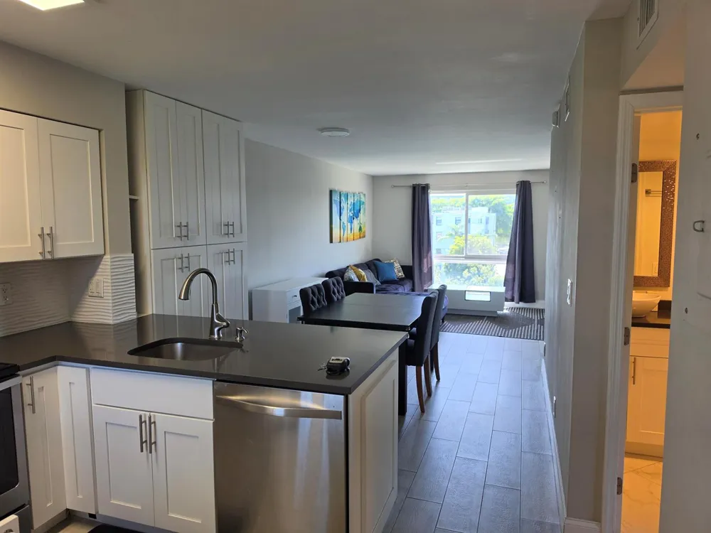 2106 S Cypress Bend Drive #510 Pompano Beach, FL 33069