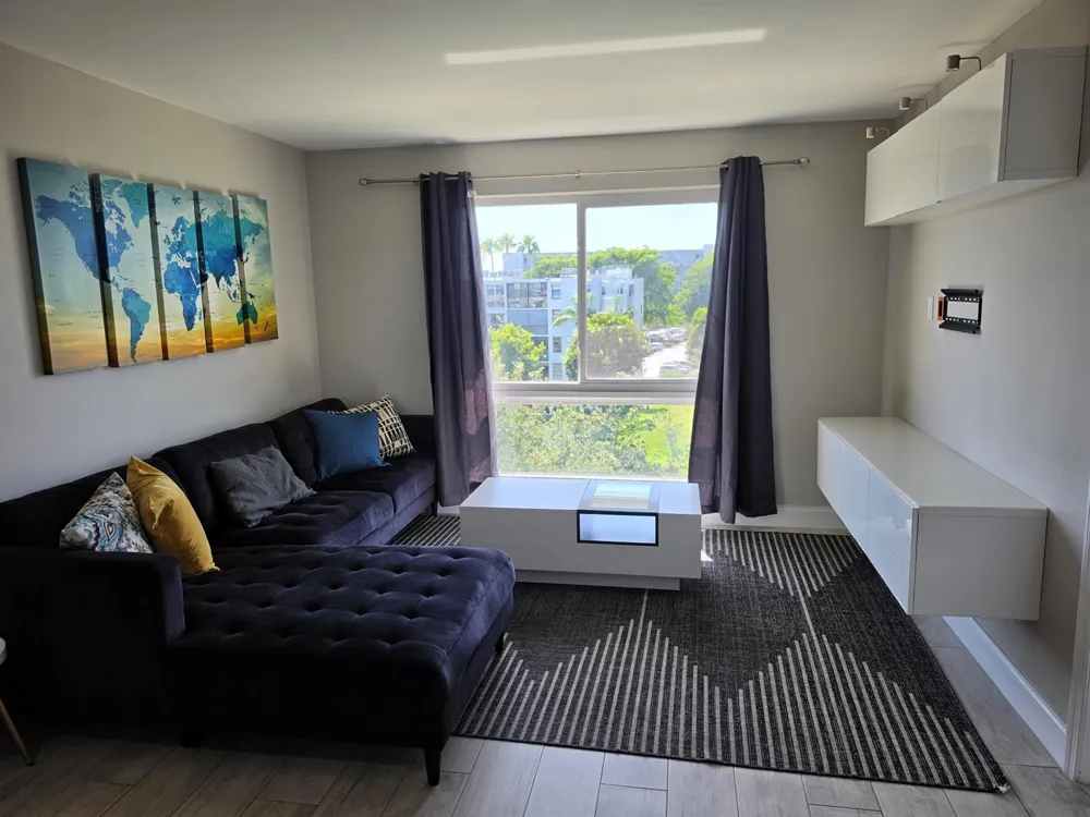 2106 S Cypress Bend Drive #510 Pompano Beach, FL 33069