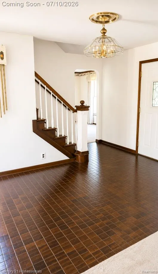 6075 Quaker Lane Washington Township, MI 48094