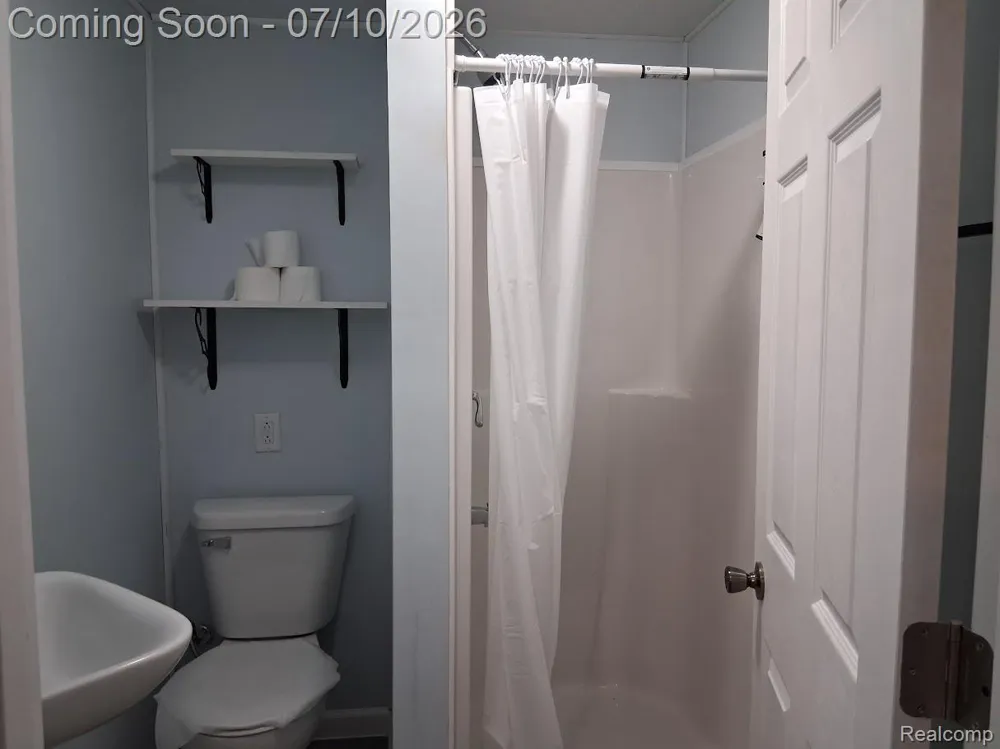 1292 Howard Street Genesee Charter Township, MI 48458