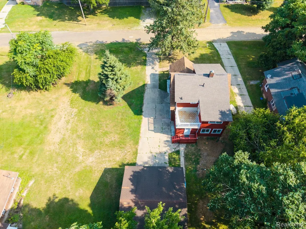 1292 Howard Street Genesee Charter Township, MI 48458