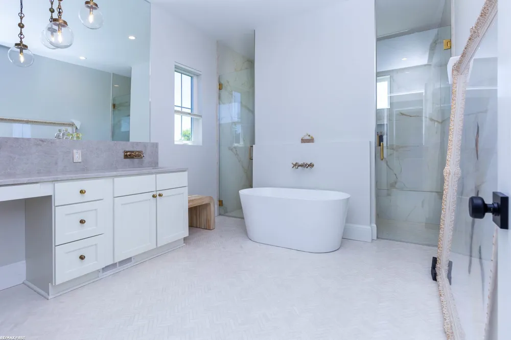 65855 Mound Road Washington Township, MI 48095
