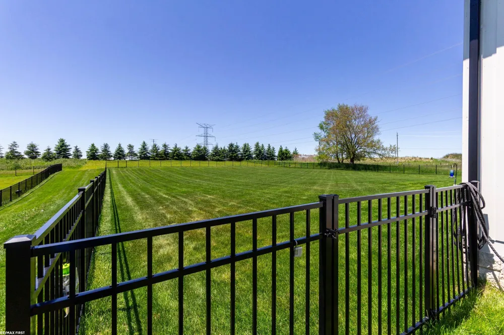65855 Mound Road Washington Township, MI 48095