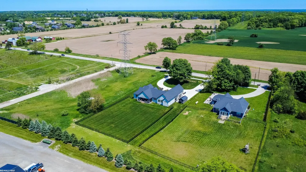 65855 Mound Road Washington Township, MI 48095