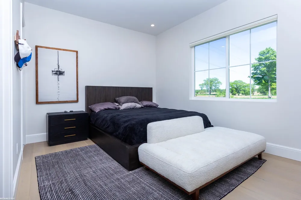 65855 Mound Road Washington Township, MI 48095