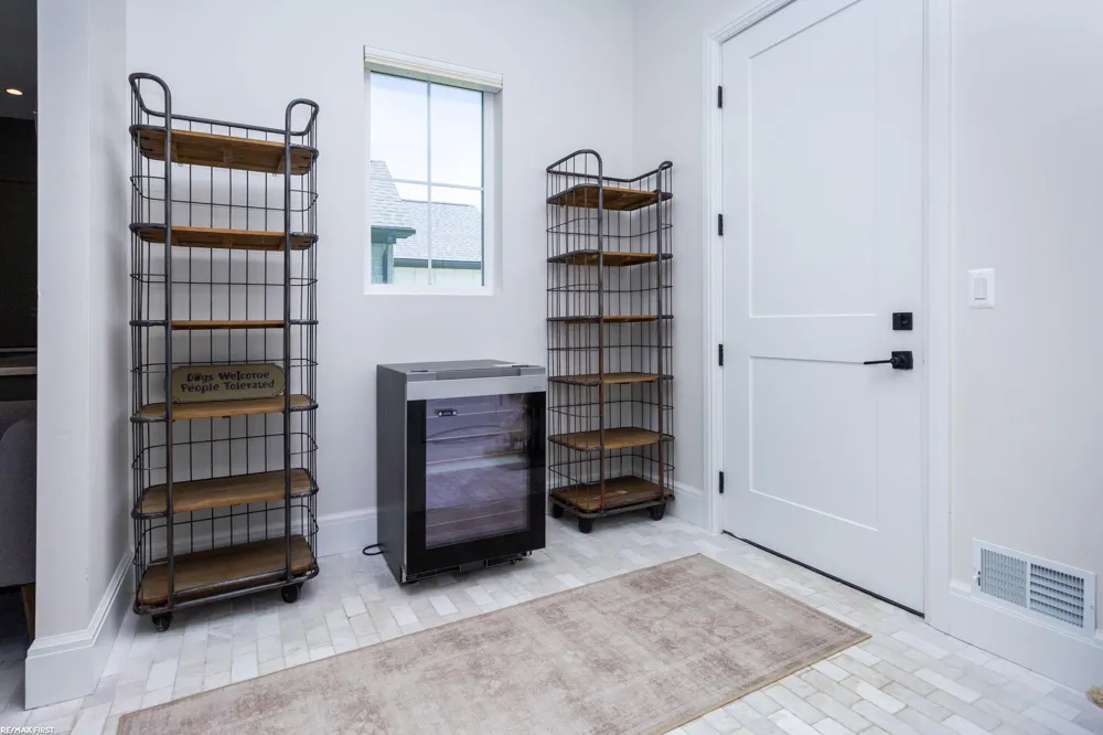 65855 Mound Road Washington Township, MI 48095