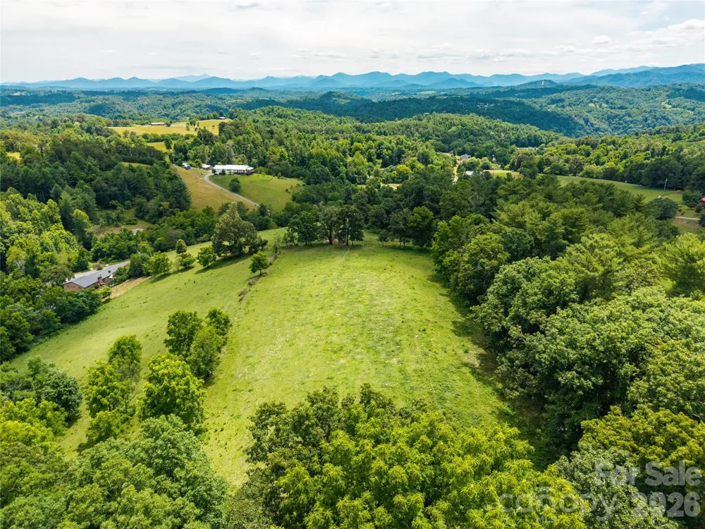 737 Tillery Branch Road Marshall, NC 28753