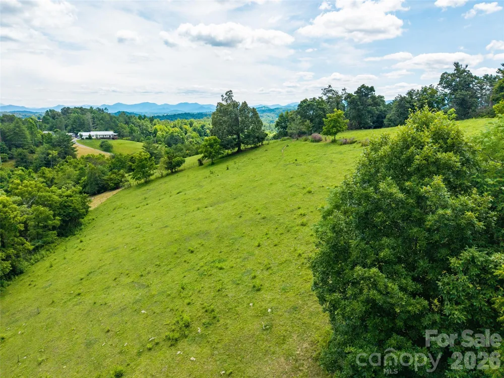 737 Tillery Branch Road Marshall, NC 28753