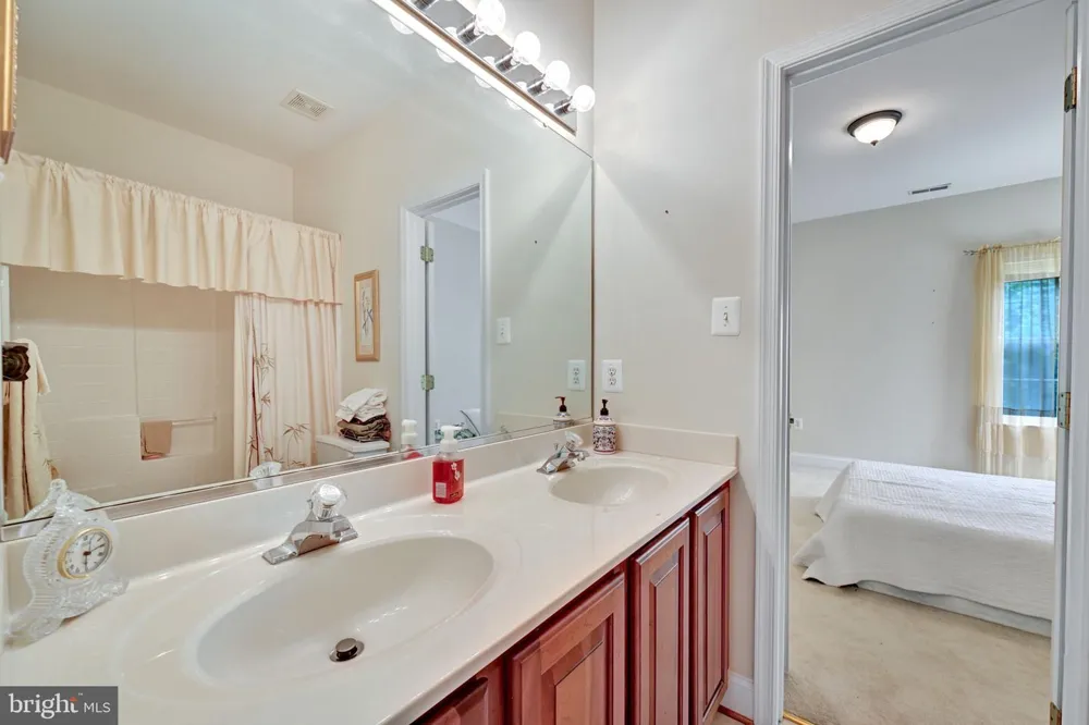 7980 NORWICH COURT Port Tobacco, MD 20677