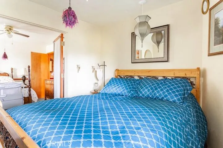 723 Bergschrund Crestline, CA 92325