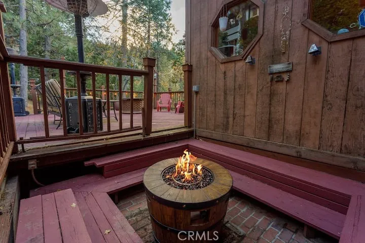 723 Bergschrund Crestline, CA 92325