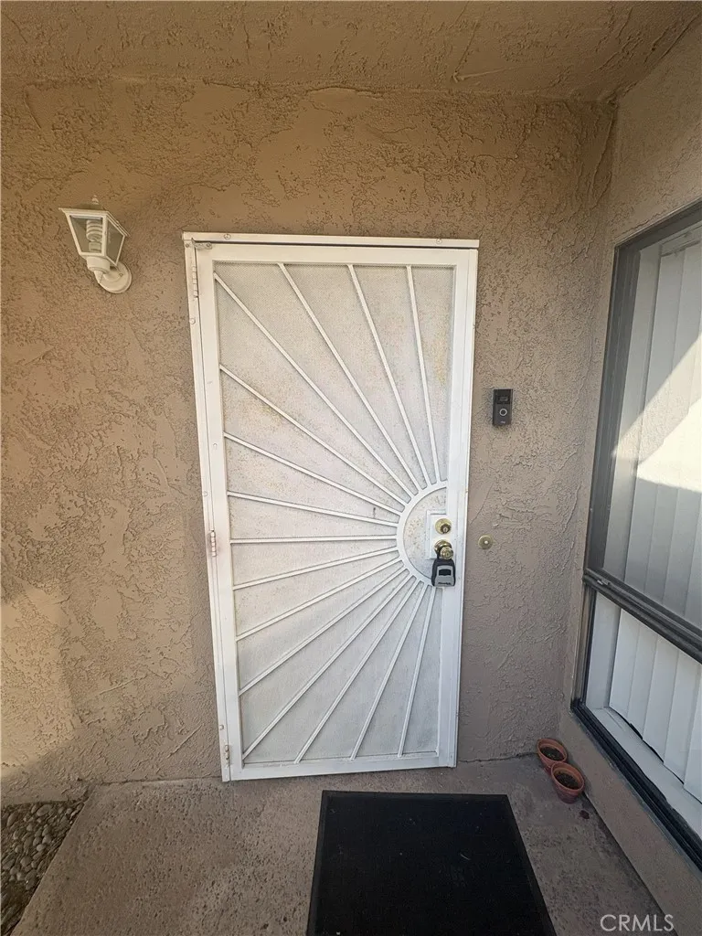 44579 La Paz Temecula, CA 92592