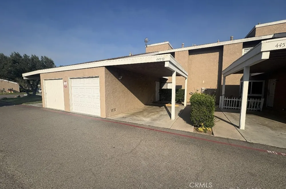 44579 La Paz Temecula, CA 92592