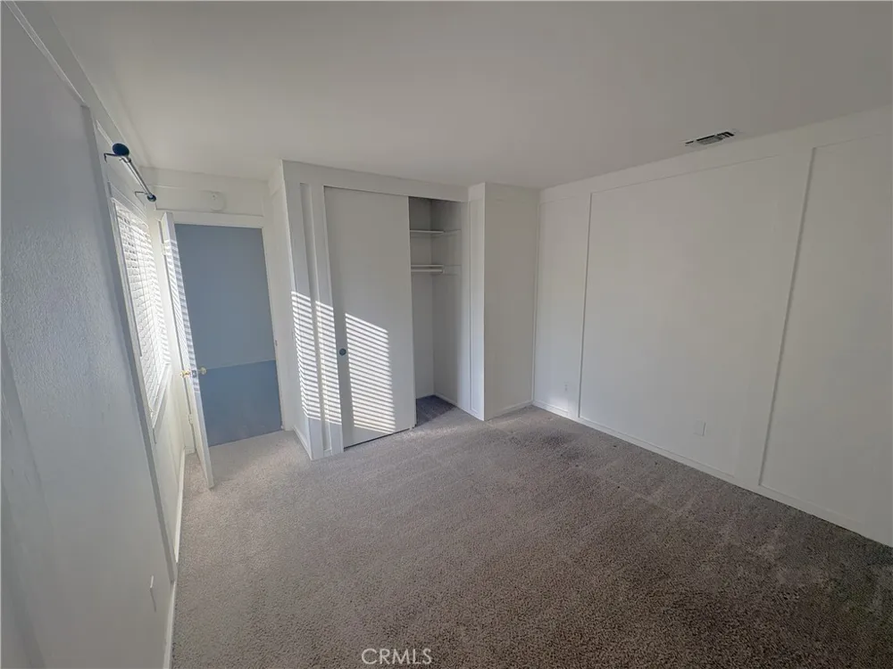 44579 La Paz Temecula, CA 92592