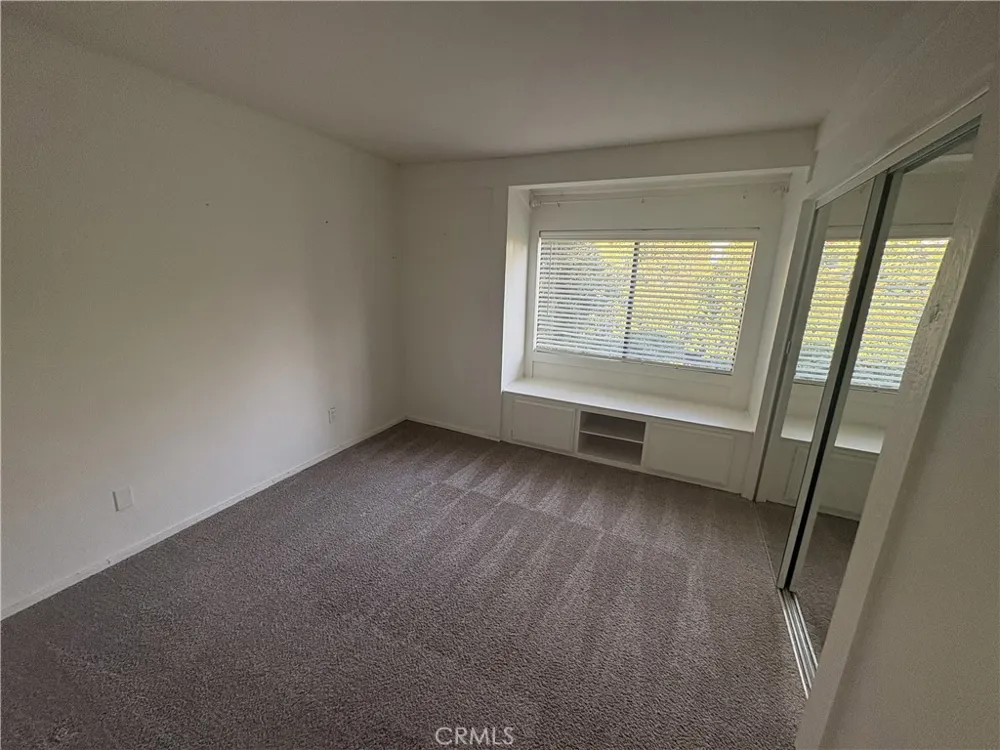 44579 La Paz Temecula, CA 92592