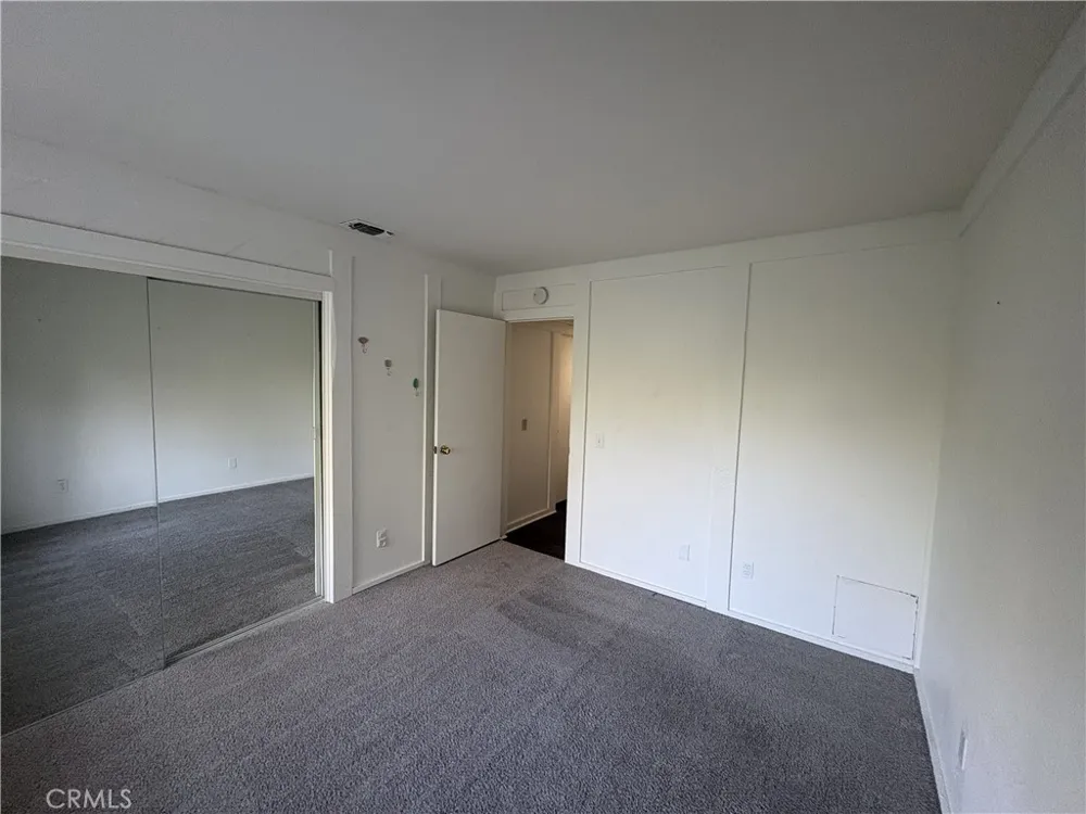 44579 La Paz Temecula, CA 92592