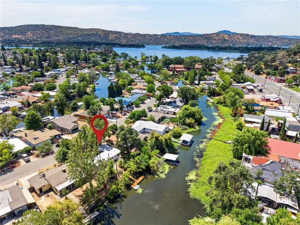 12668 Shoreview Clearlake Oaks, CA 95423