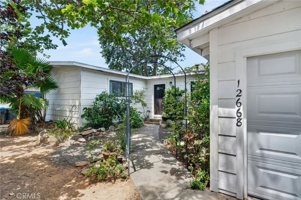 12668 Shoreview Clearlake Oaks, CA 95423