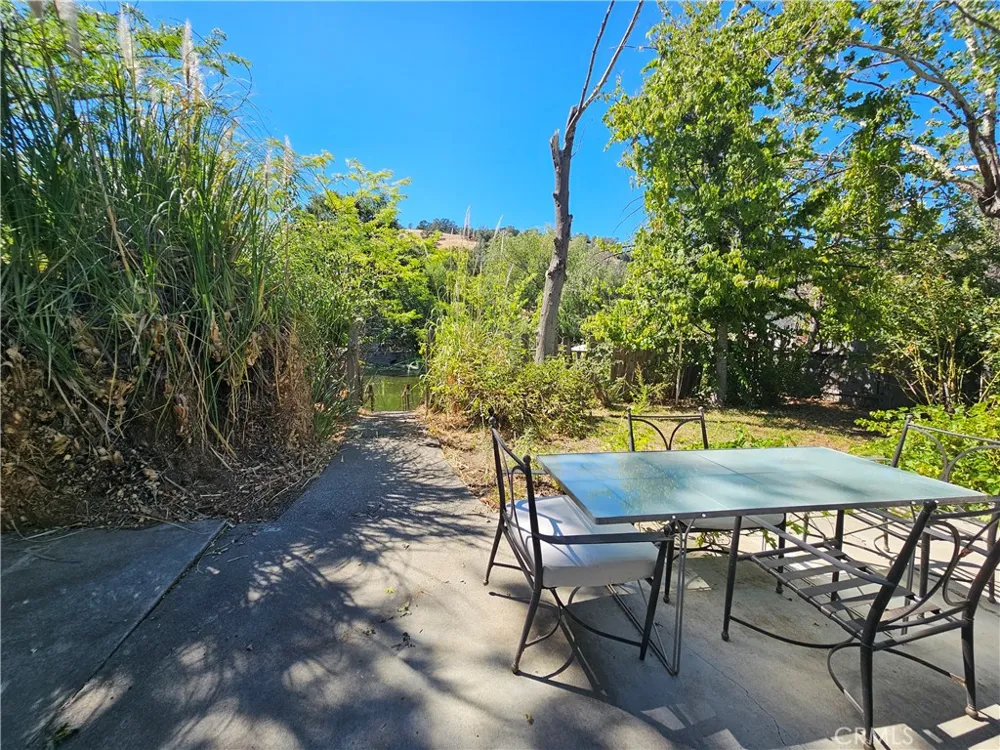 12668 Shoreview Clearlake Oaks, CA 95423