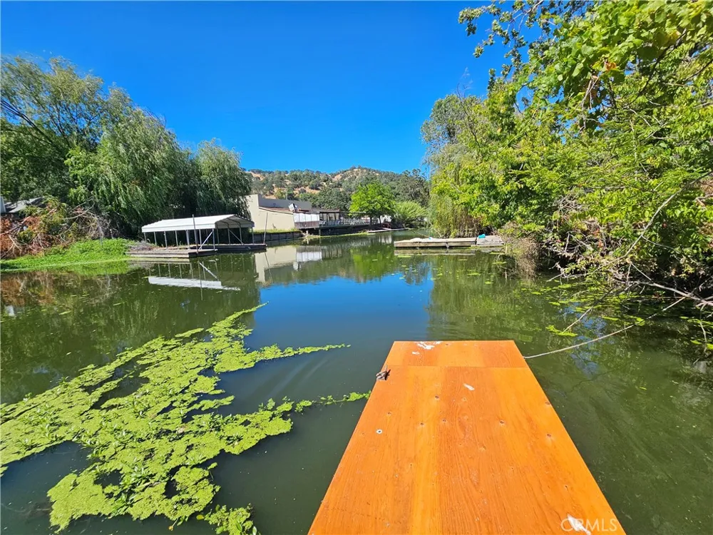12668 Shoreview Clearlake Oaks, CA 95423
