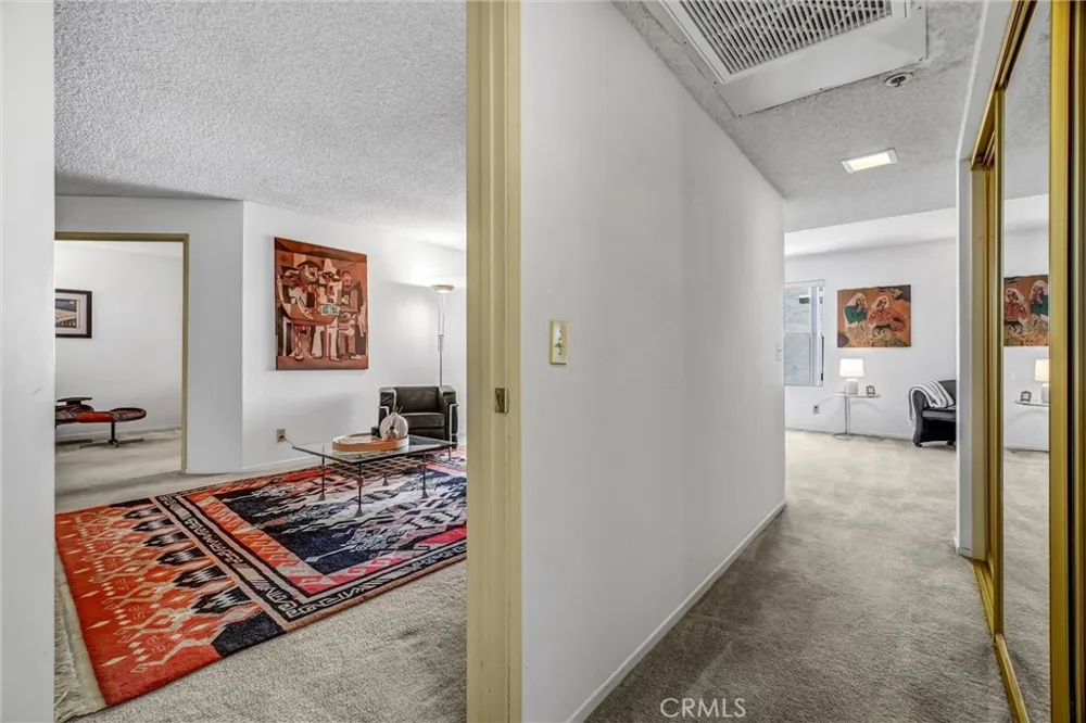 35 Linden Ave Unit 304 Long Beach, CA 90802