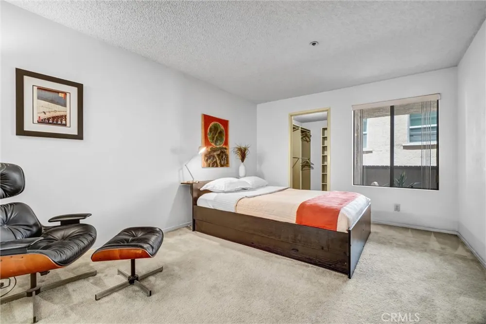 35 Linden Ave Unit 304 Long Beach, CA 90802