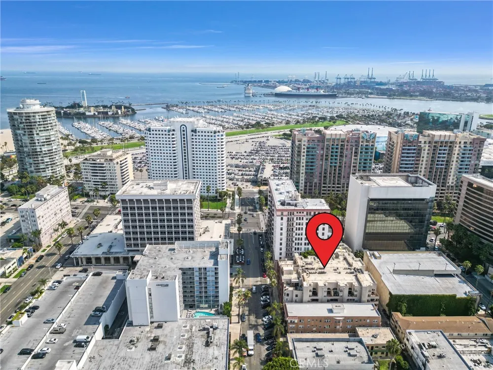 35 Linden Ave Unit 304 Long Beach, CA 90802