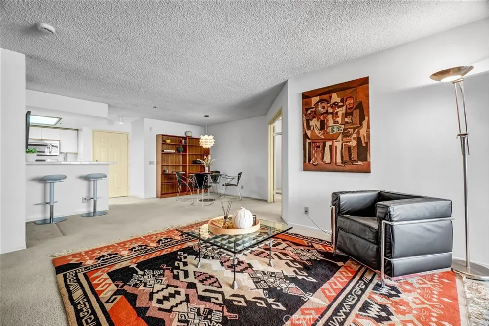 35 Linden Ave Unit 304 Long Beach, CA 90802