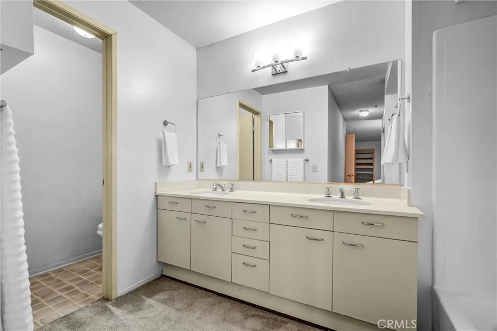 35 Linden Ave Unit 304 Long Beach, CA 90802