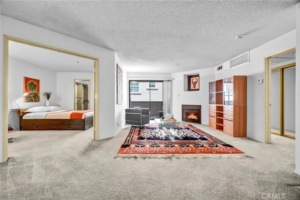 35 Linden Ave Unit 304 Long Beach, CA 90802