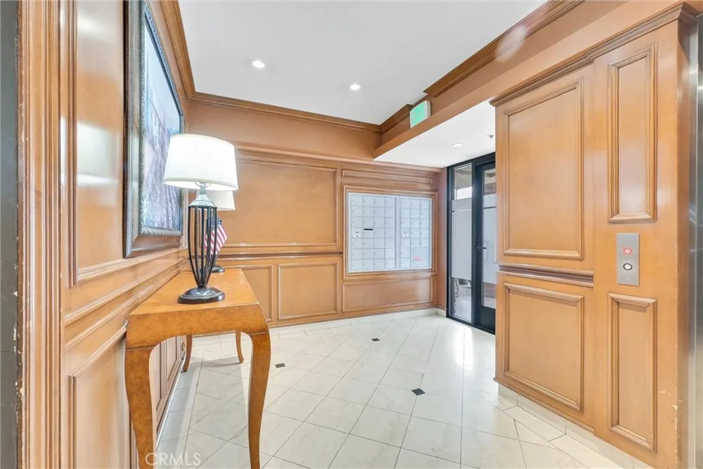 35 Linden Ave Unit 304 Long Beach, CA 90802