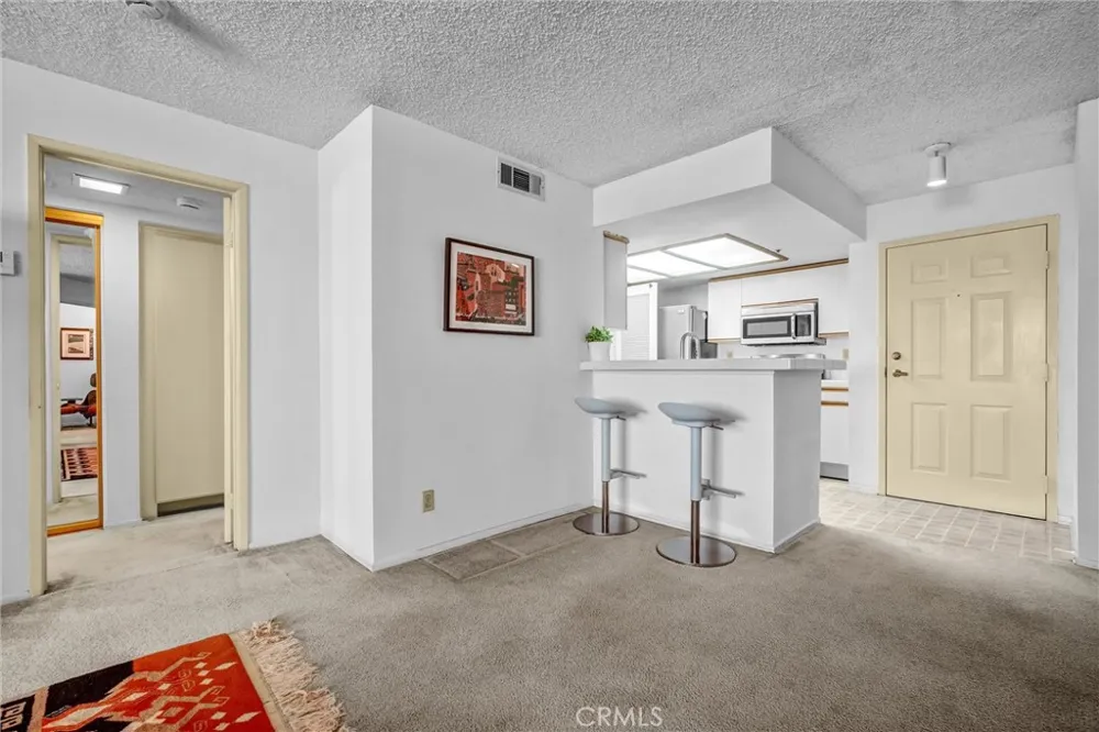 35 Linden Ave Unit 304 Long Beach, CA 90802