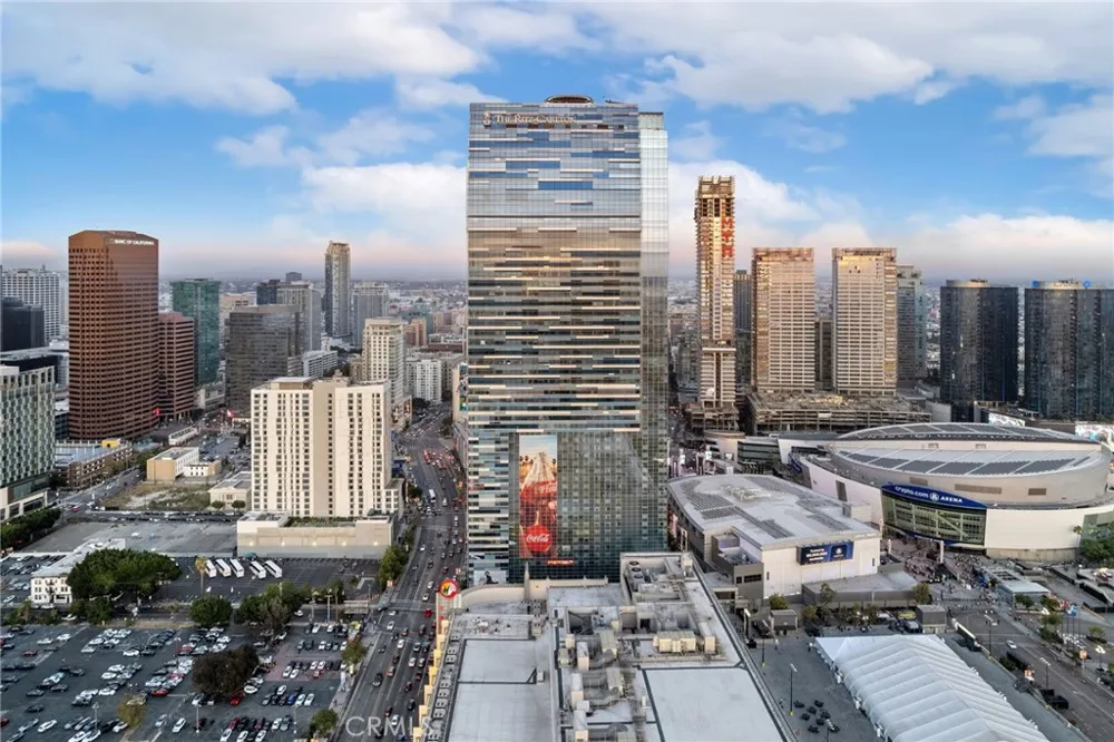 900 W Olympic Boulevard #30A Los Angeles, CA 90015