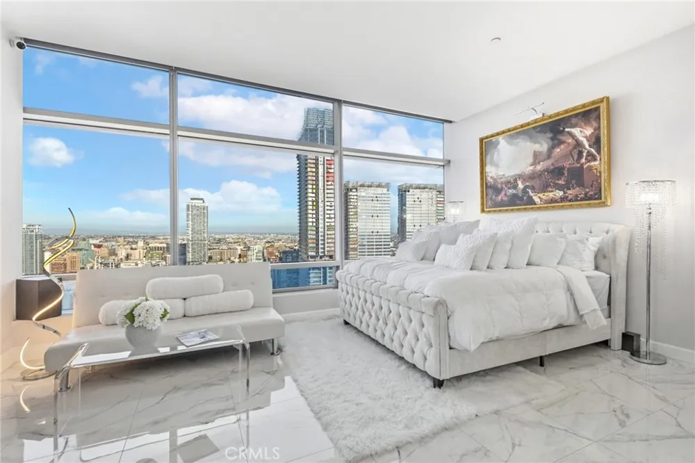 900 W Olympic Boulevard #30A Los Angeles, CA 90015