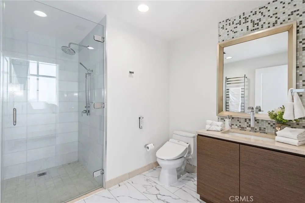 900 W Olympic Boulevard #30A Los Angeles, CA 90015