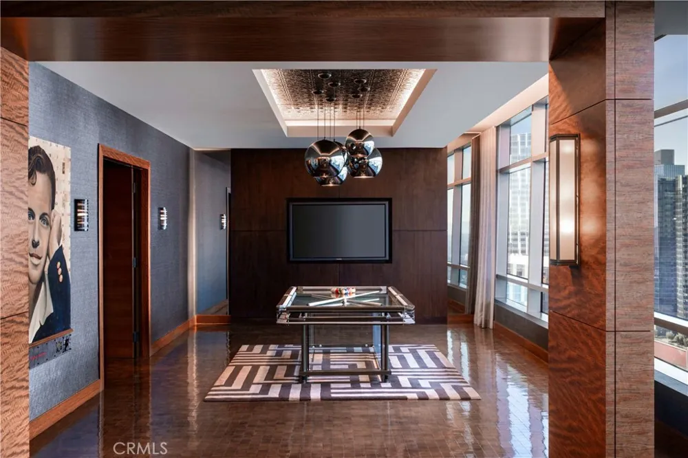 900 W Olympic Boulevard #30A Los Angeles, CA 90015