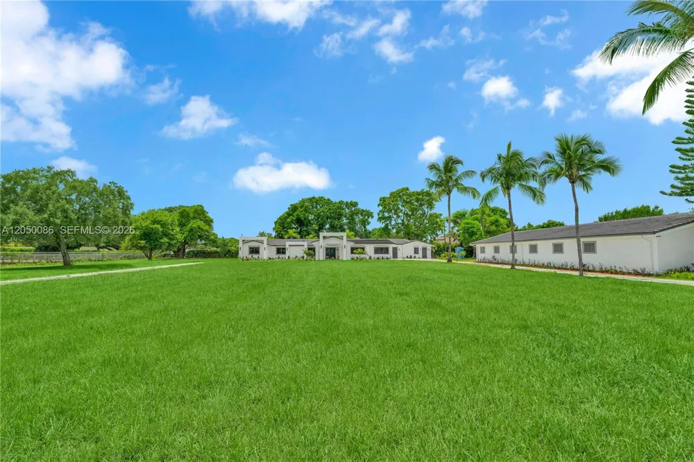 17640 SW 52nd Ct Southwest Ranches, FL 33331