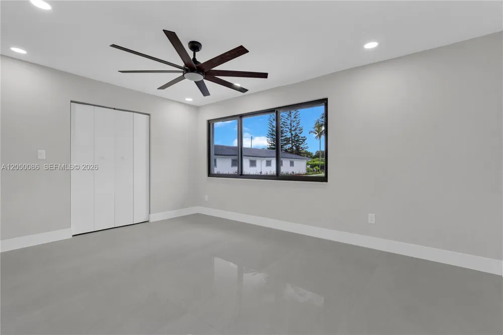17640 SW 52nd Ct Southwest Ranches, FL 33331