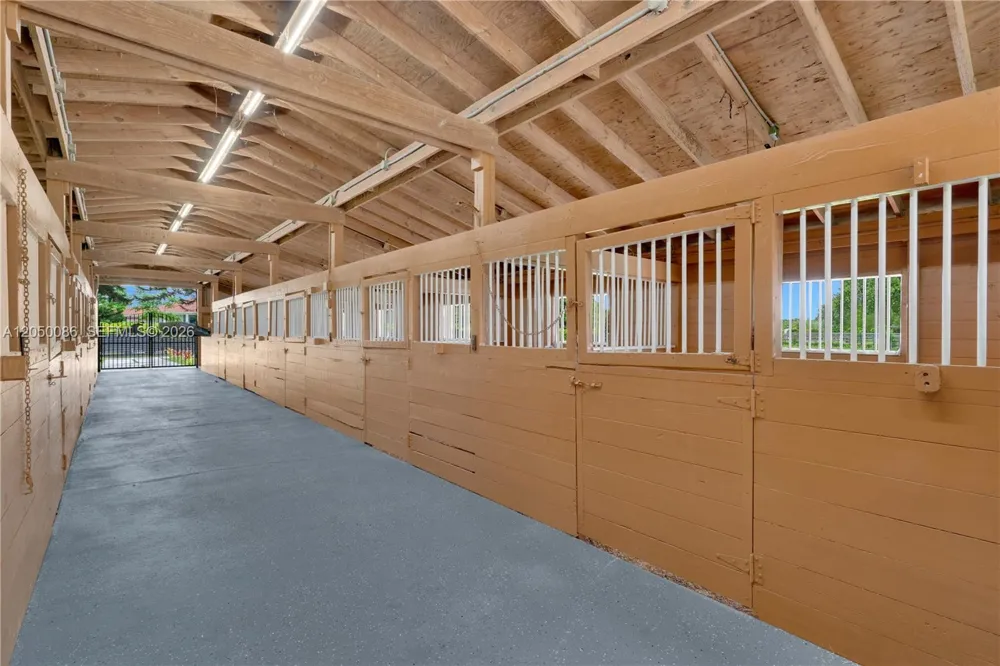 17640 SW 52nd Ct Southwest Ranches, FL 33331