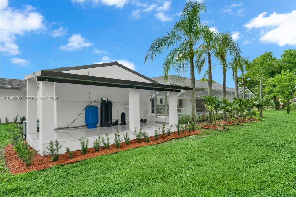 17640 SW 52nd Ct Southwest Ranches, FL 33331