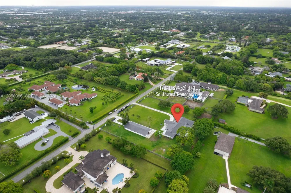 17640 SW 52nd Ct Southwest Ranches, FL 33331