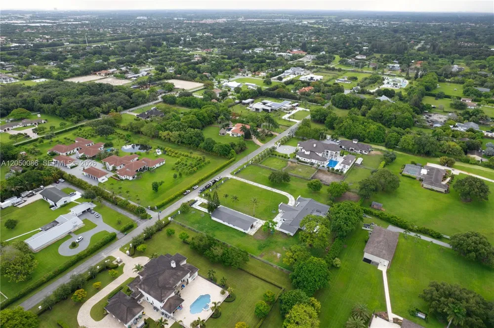 17640 SW 52nd Ct Southwest Ranches, FL 33331
