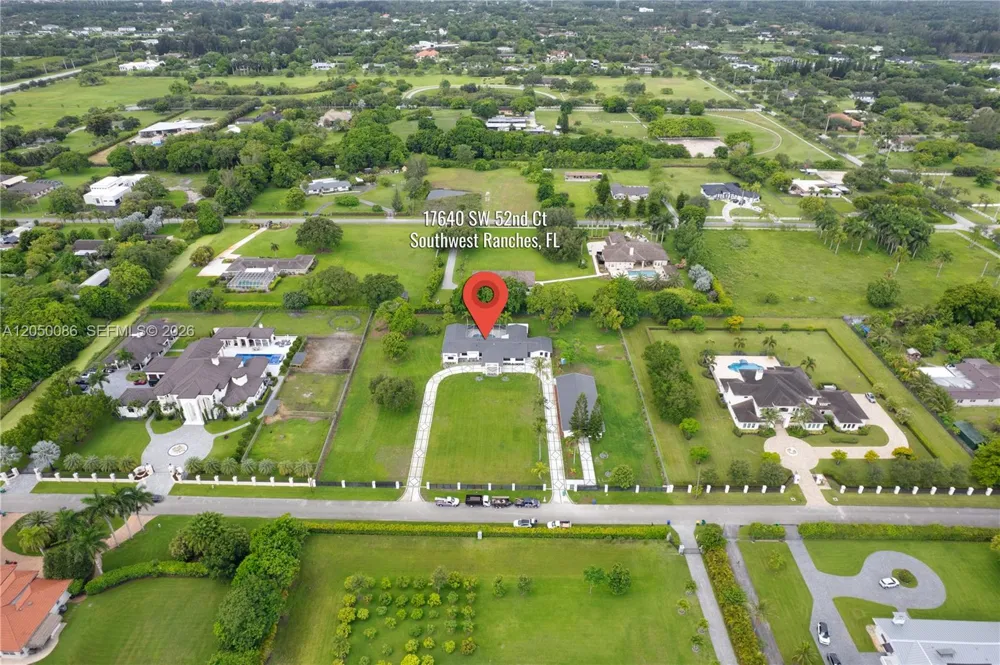17640 SW 52nd Ct Southwest Ranches, FL 33331