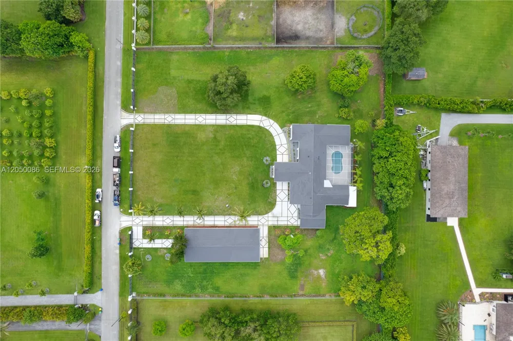 17640 SW 52nd Ct Southwest Ranches, FL 33331