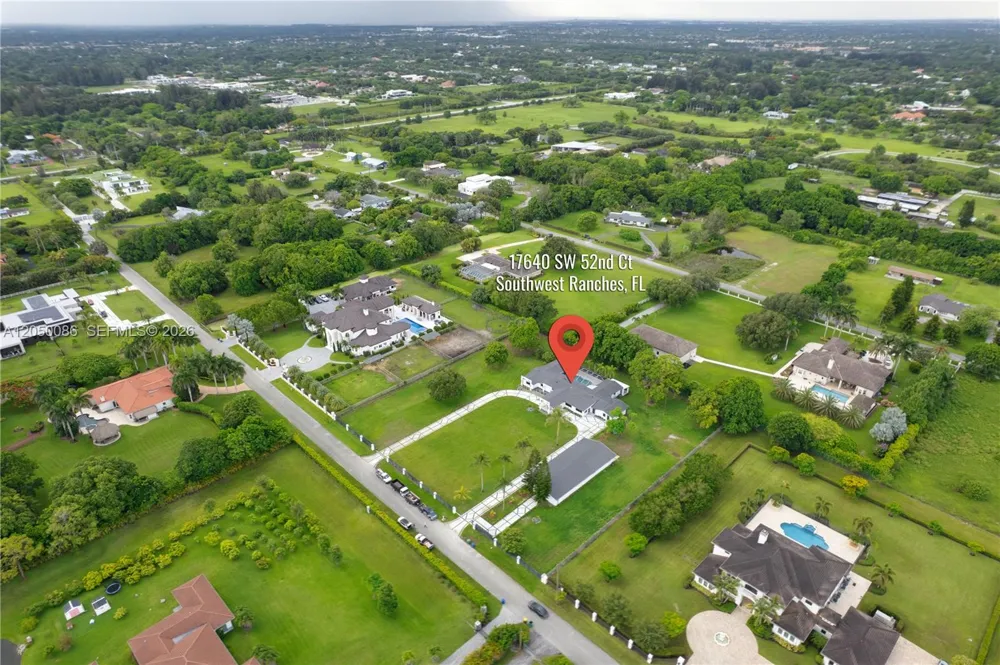 17640 SW 52nd Ct Southwest Ranches, FL 33331