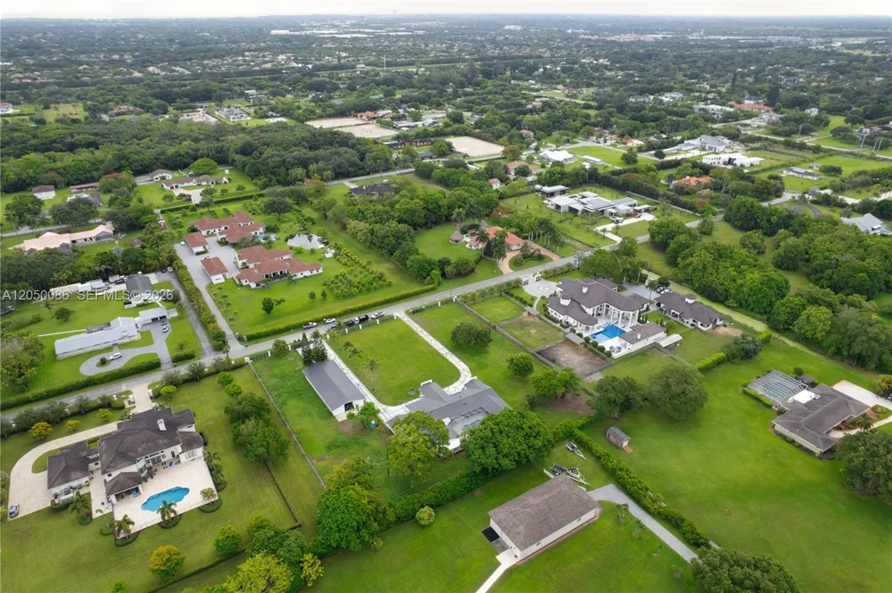 17640 SW 52nd Ct Southwest Ranches, FL 33331